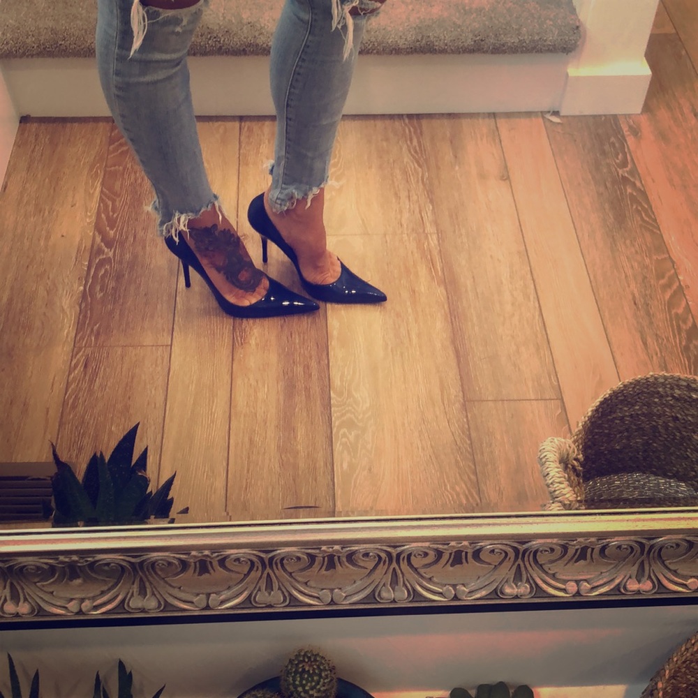 Stuart Weitzman heals. Size 6 1/2